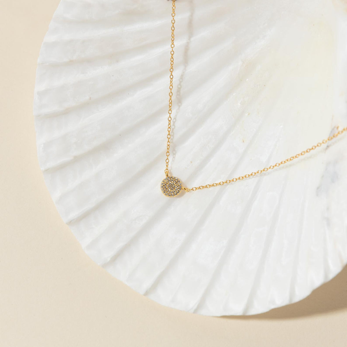 Pave round necklace