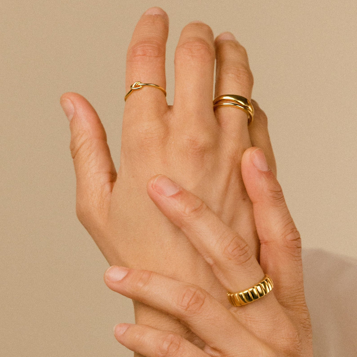 Knot ring