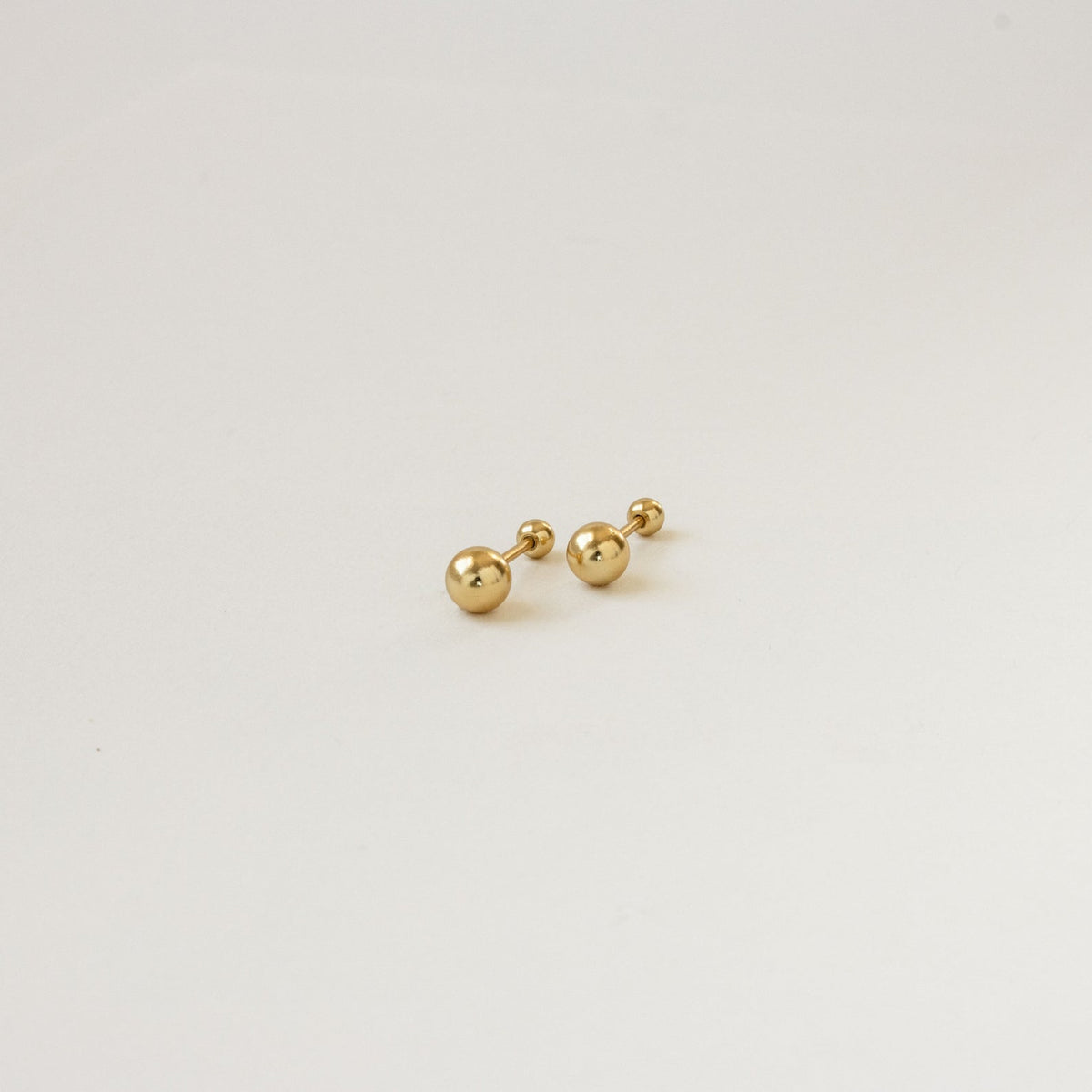 Hailey ball flat back studs