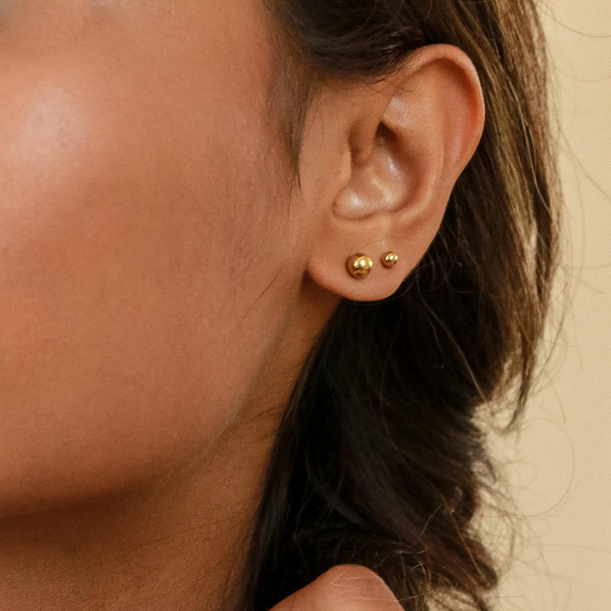 Hailey ball flat back studs
