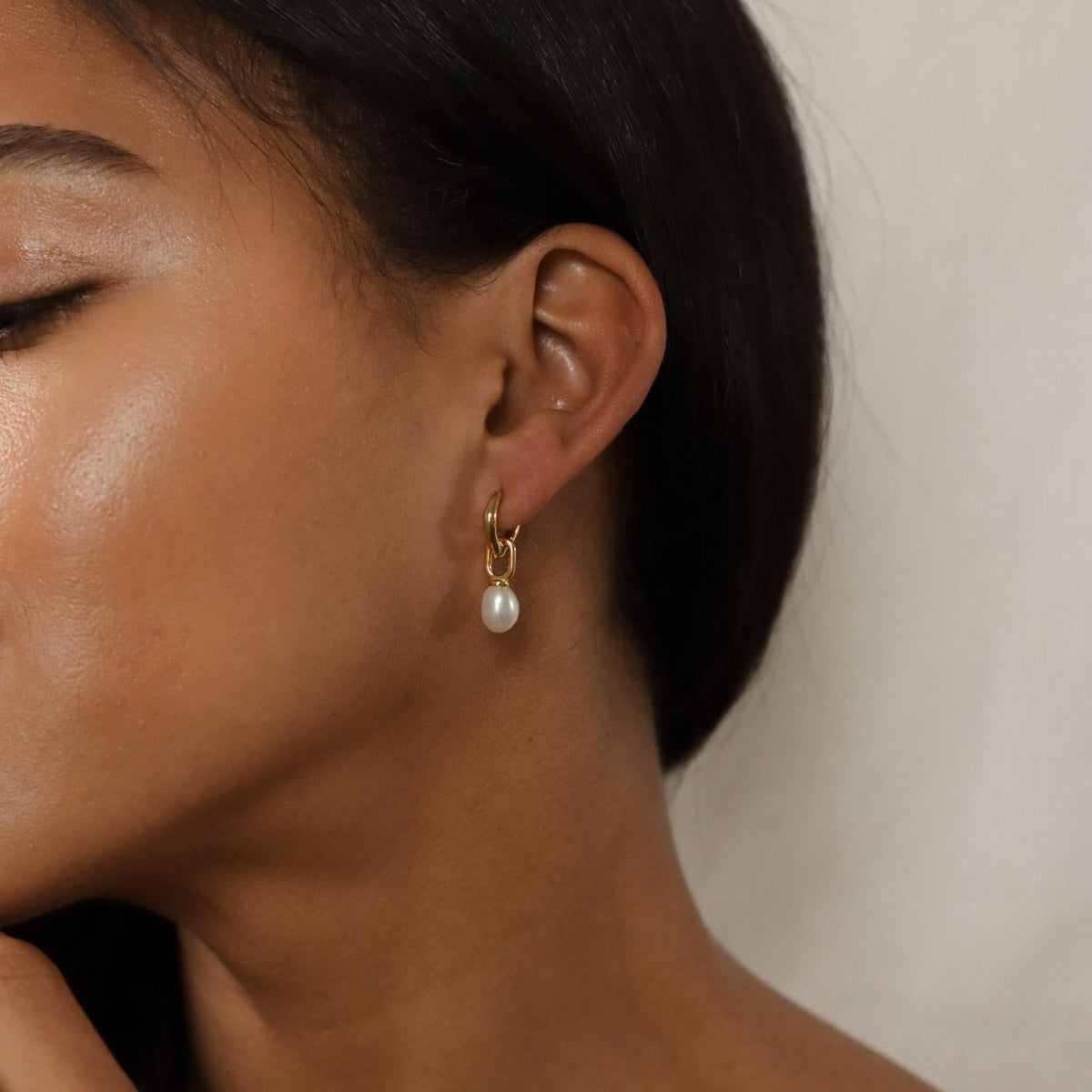 Hazel pearl hoops