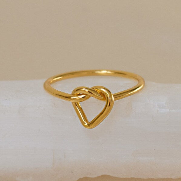 Love heart knot ring