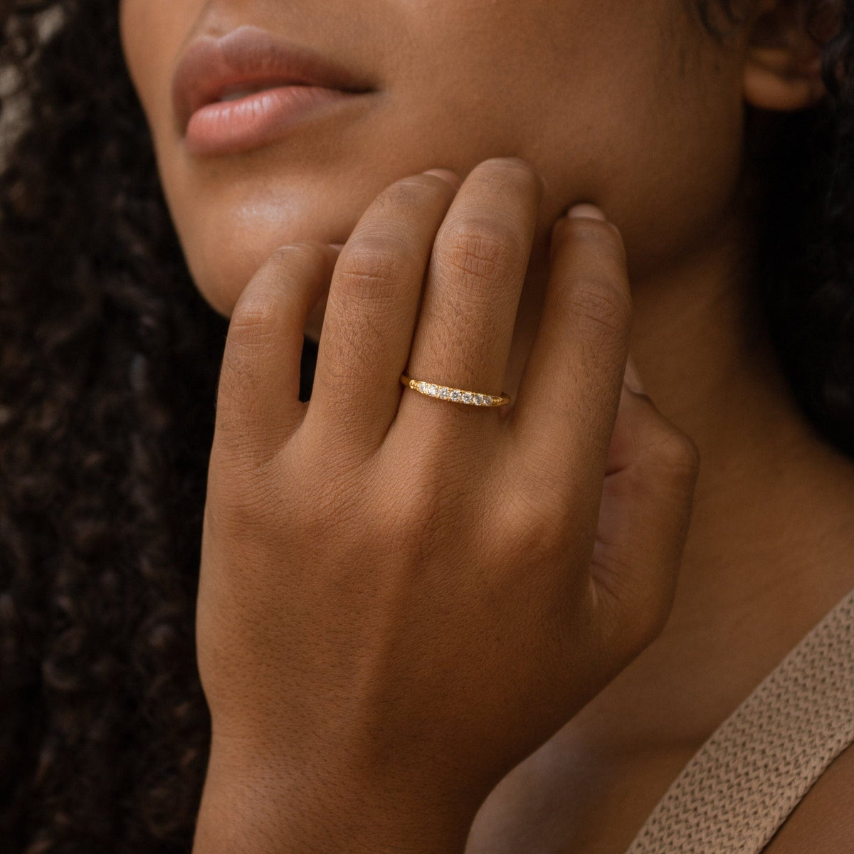 Lace pave ring