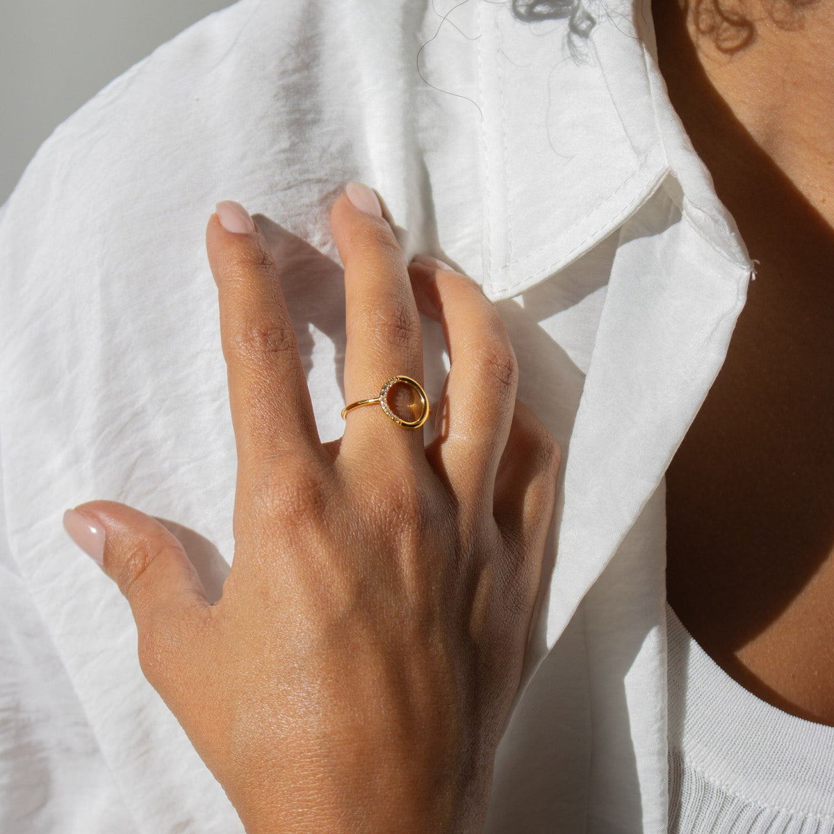 Pave open circle ring