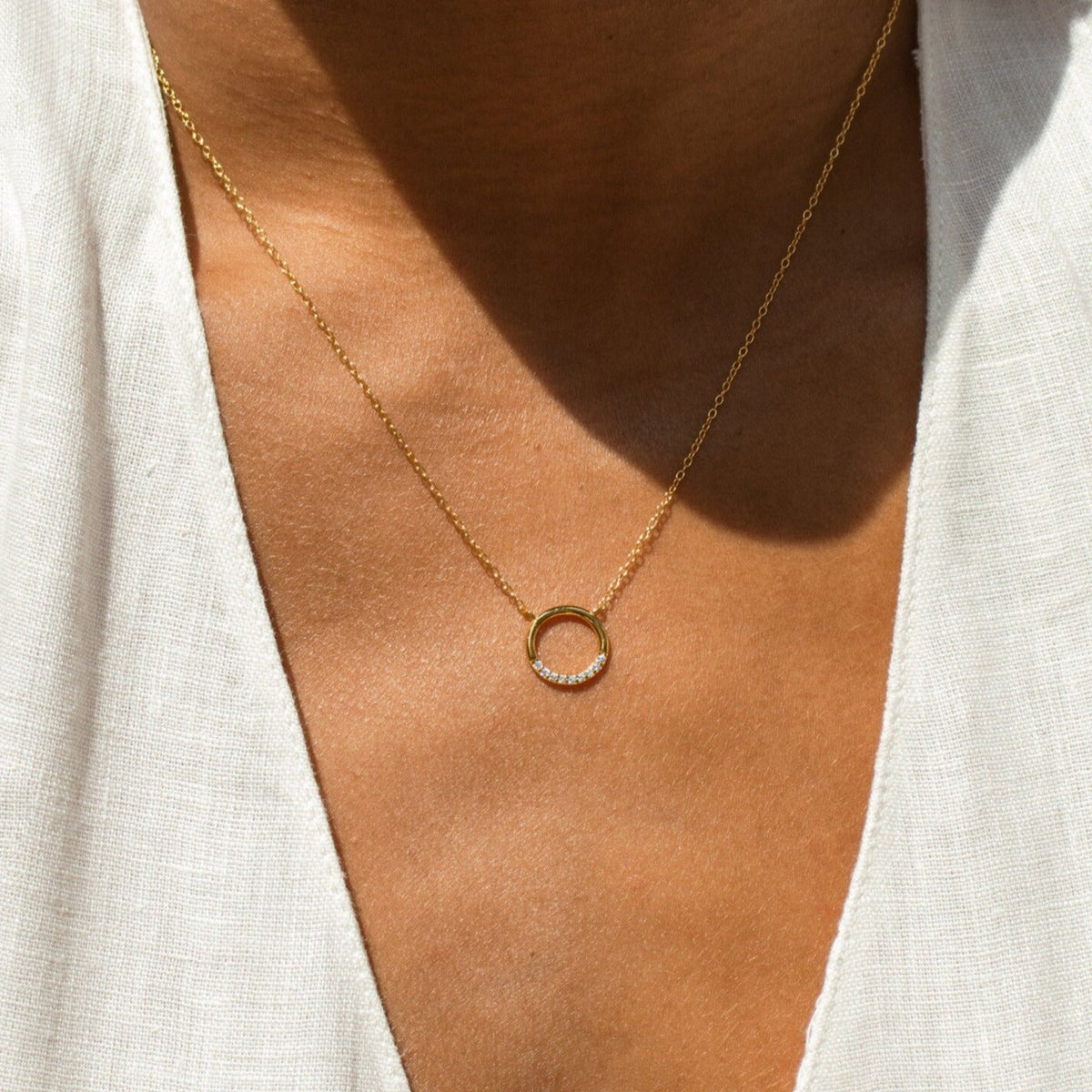 Kayla pave circle necklace