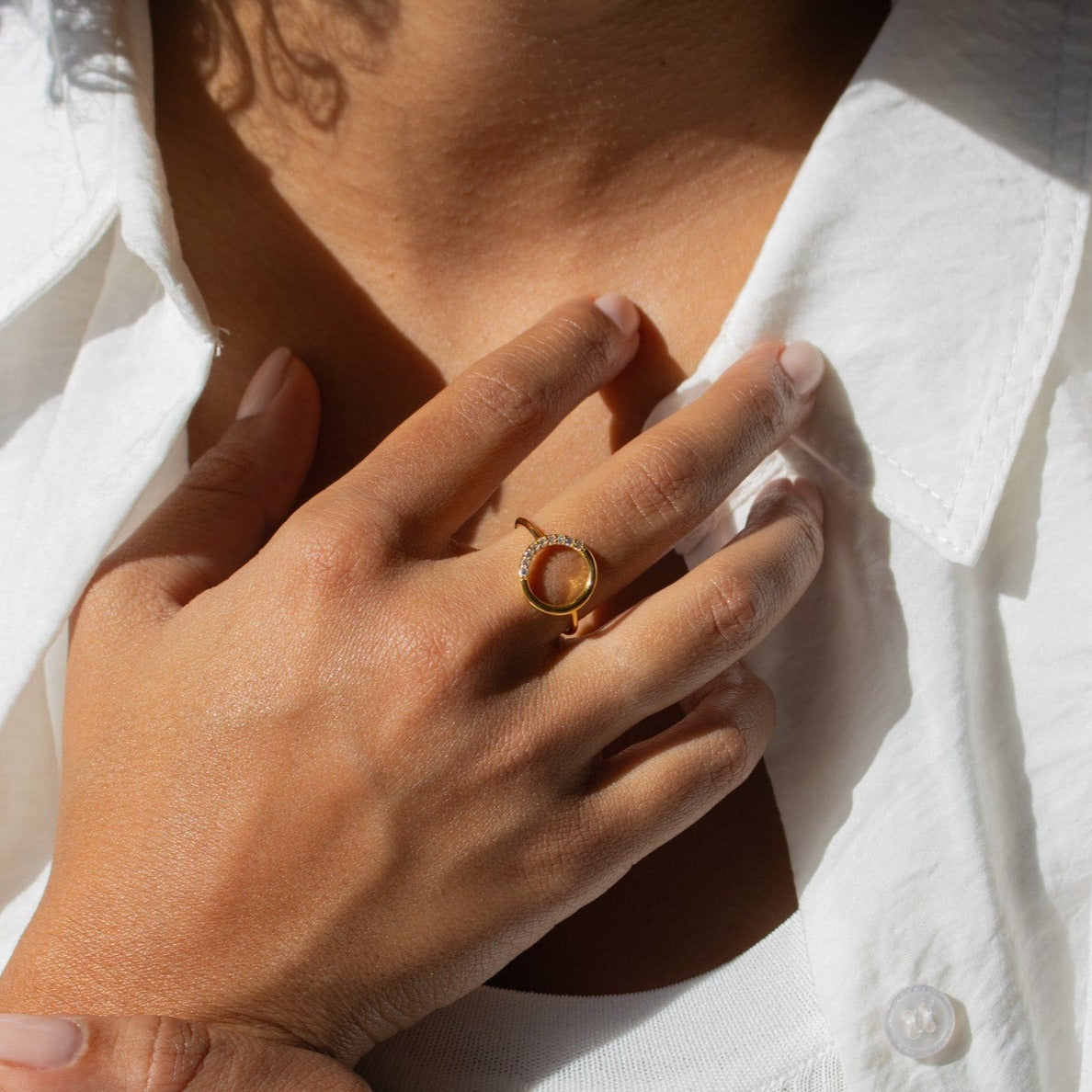 Pave open circle ring