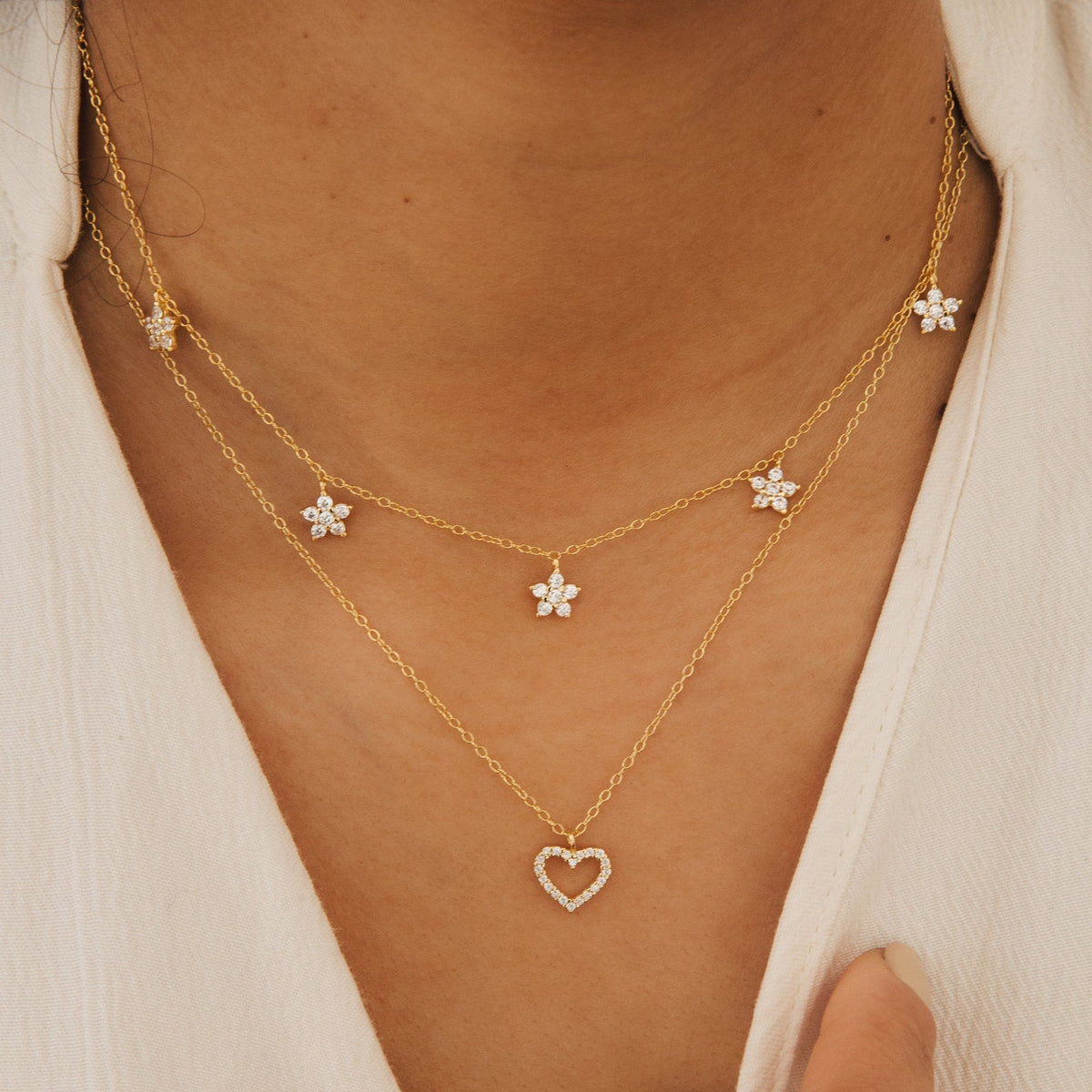 Nanala diamond flower necklace