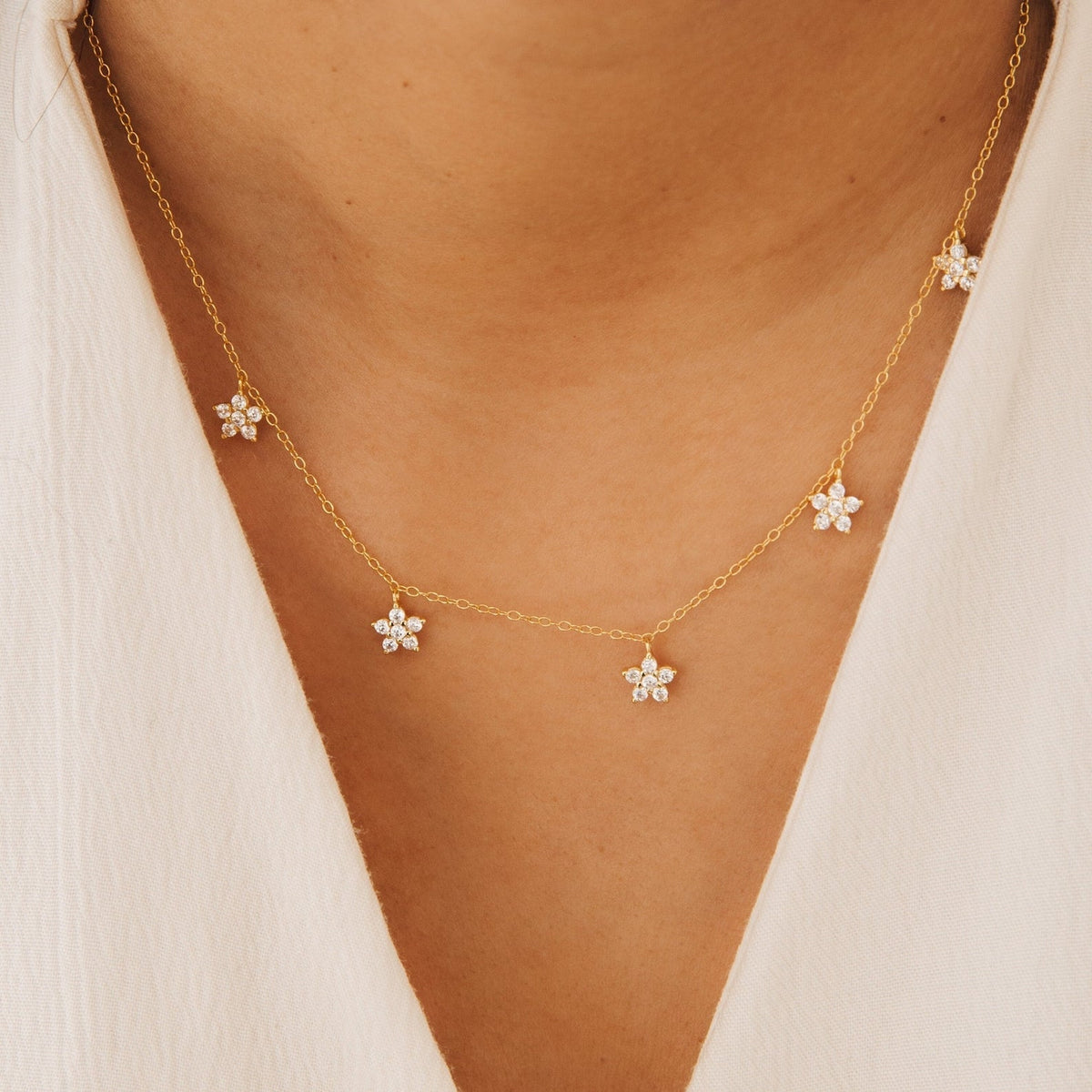 Nanala diamond flower necklace