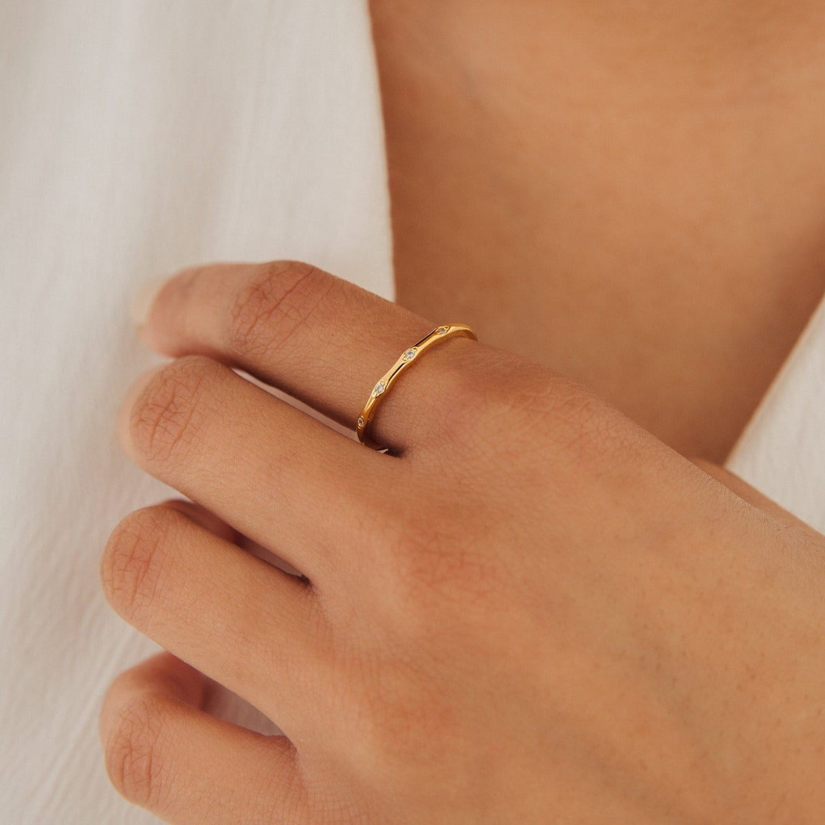 Juliet diamond ring