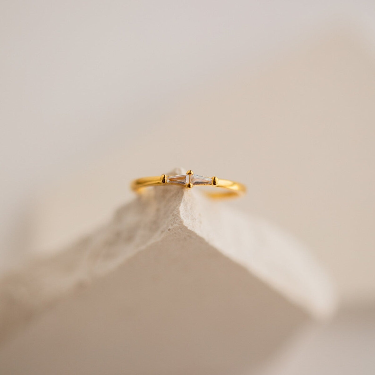 Eleanor baguette diamond ring