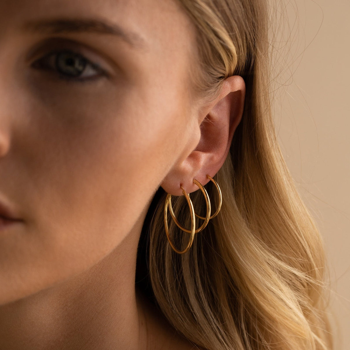 Endless thin hoops
