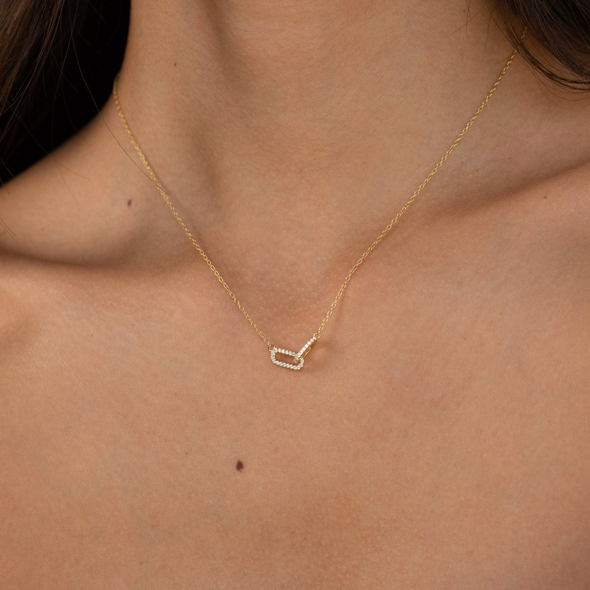 Pave linked pendant necklace