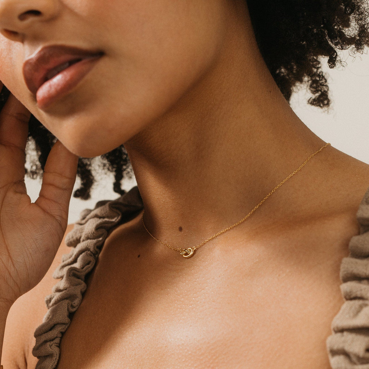Love knot necklace
