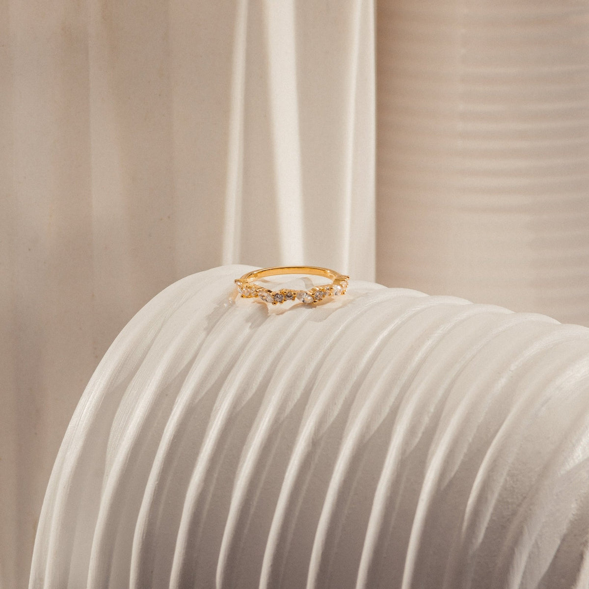 Verity diamond ring