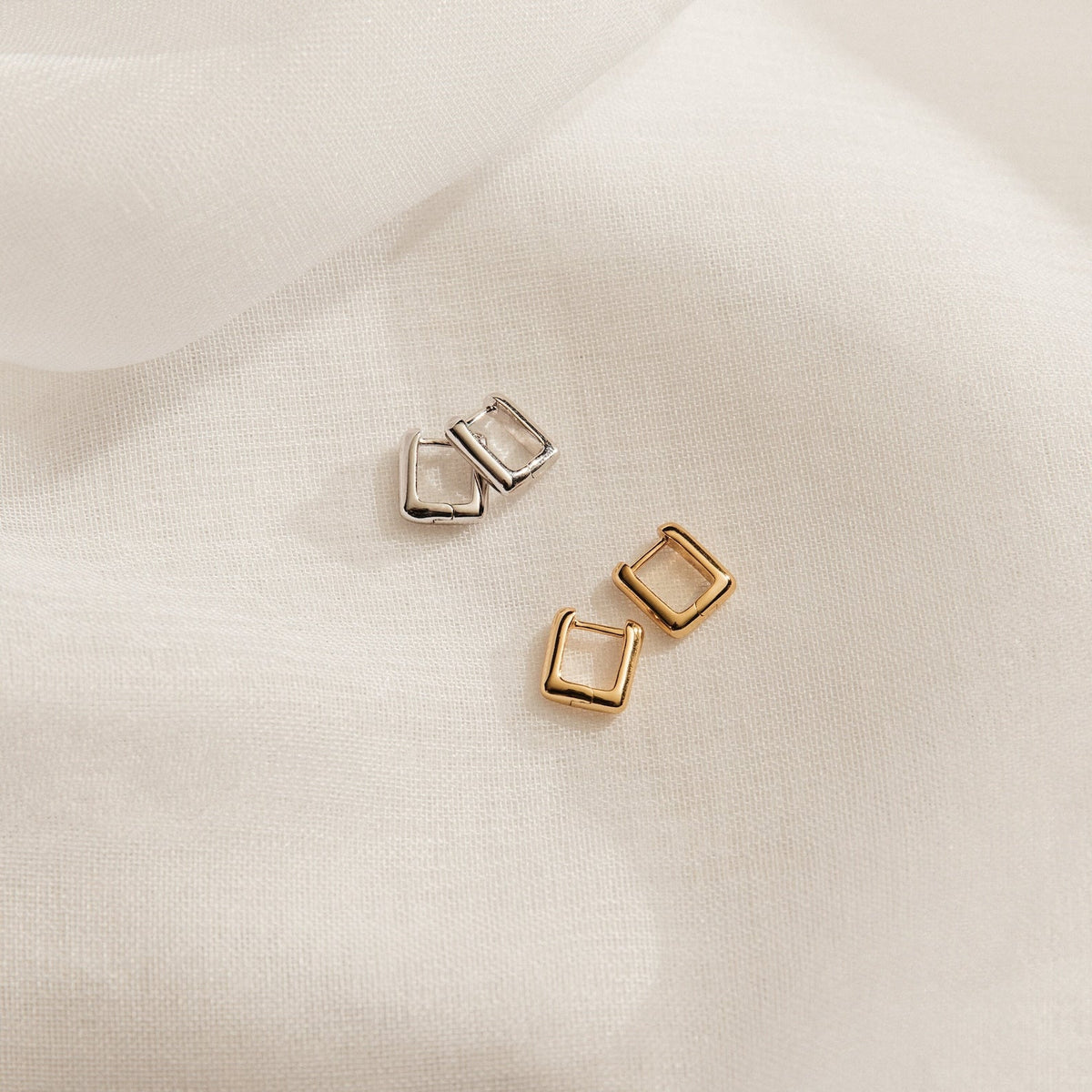 Kelsey link earrings