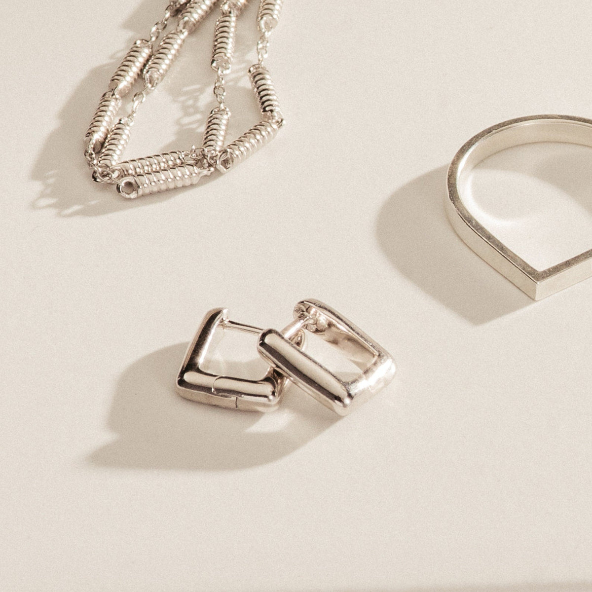 Kelsey link earrings