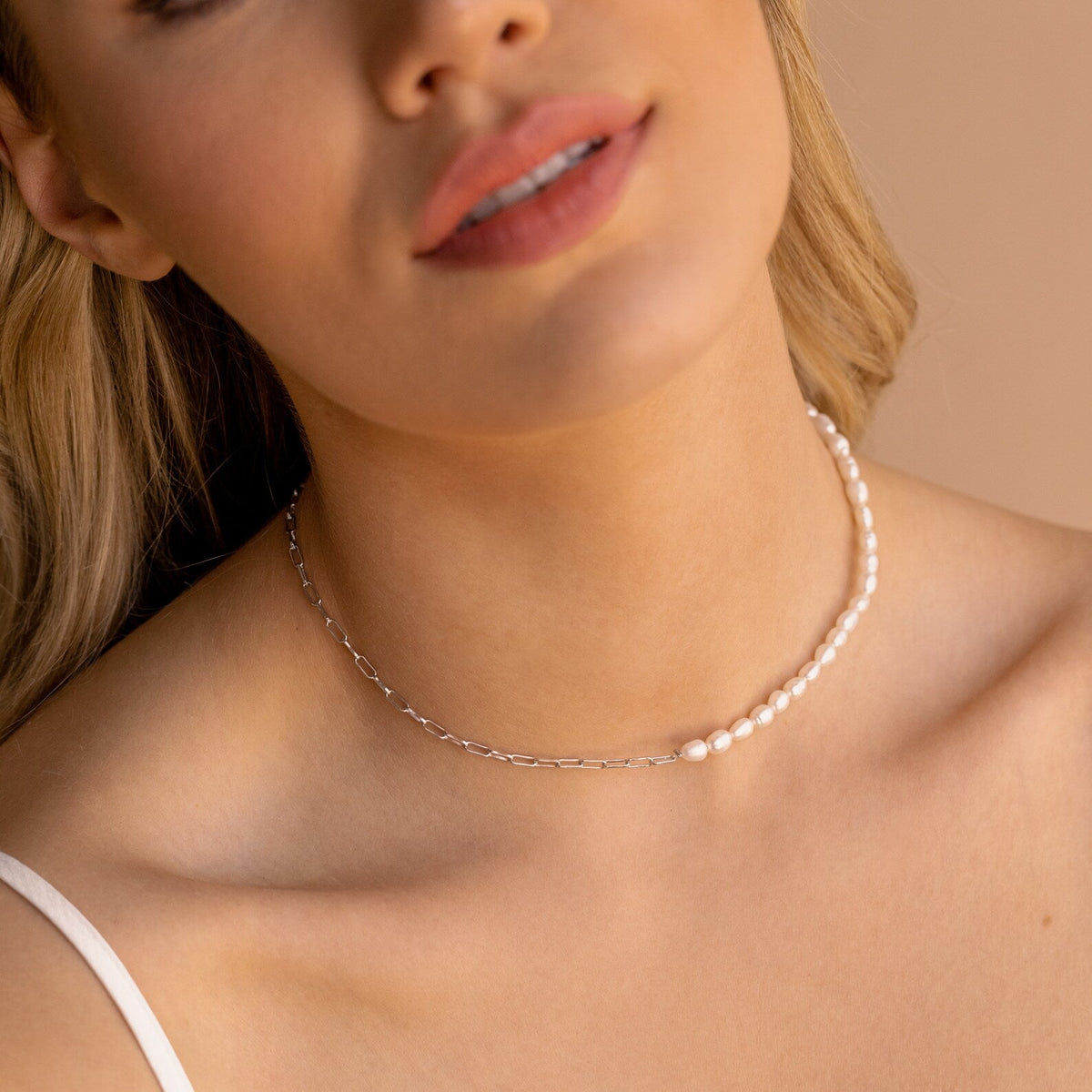 Pearl & paperclip chain necklace