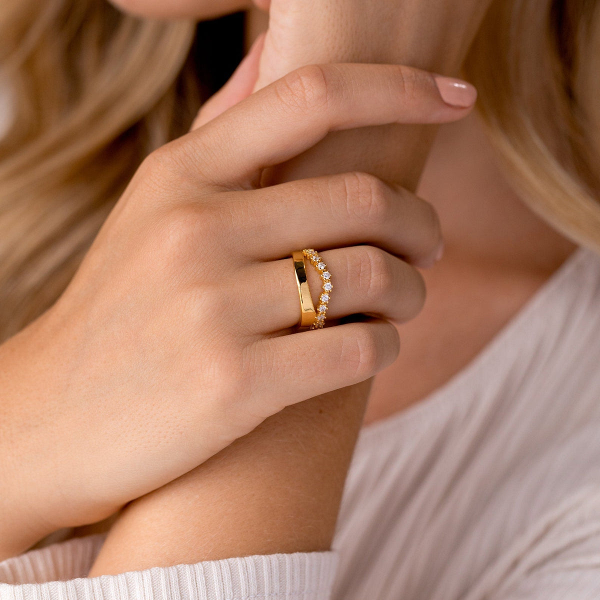 Wave diamond duo ring