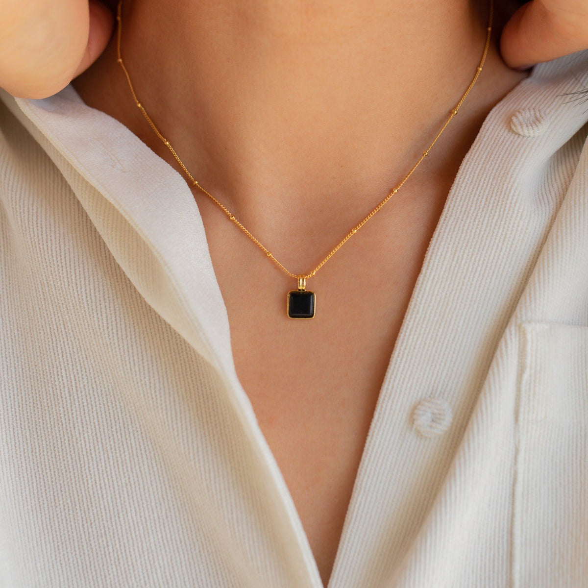 Waverly black necklace