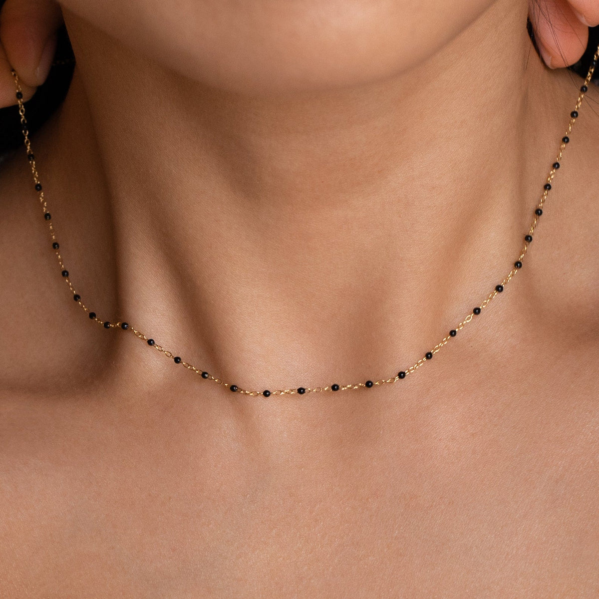 Black station necklace