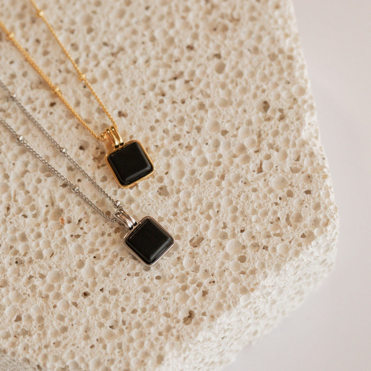 Waverly black necklace