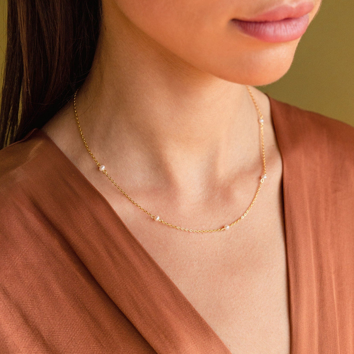 Dainty pearl station necklace