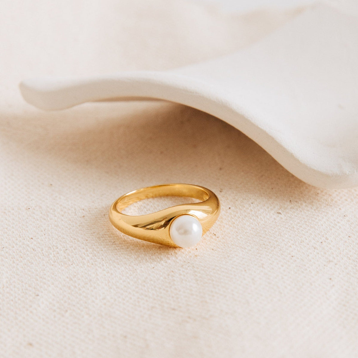 Penelope pearl signet ring