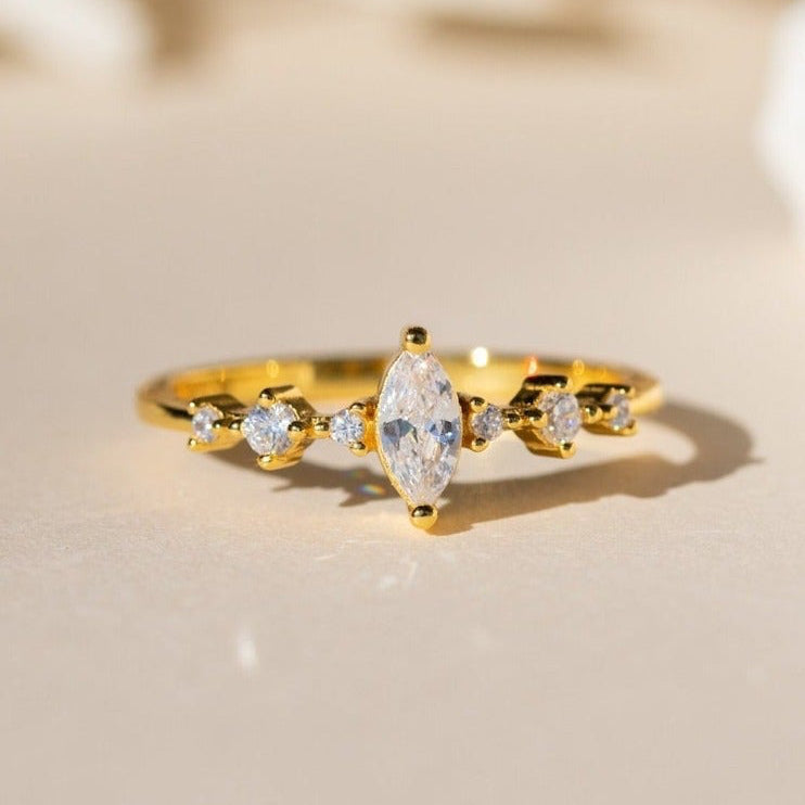 Harlow diamond ring
