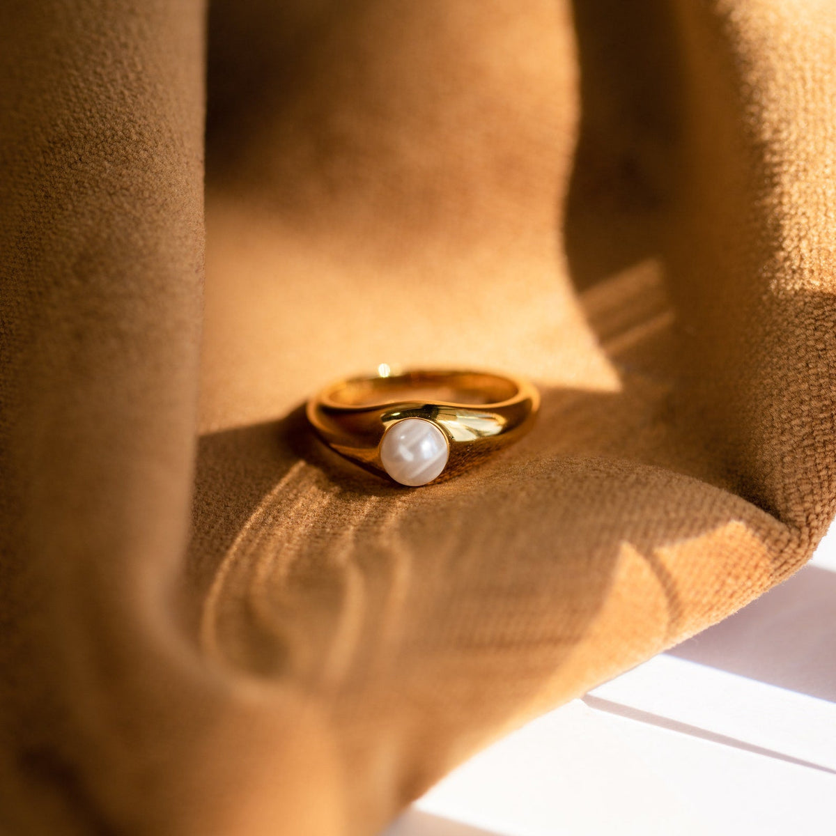 Penelope pearl signet ring