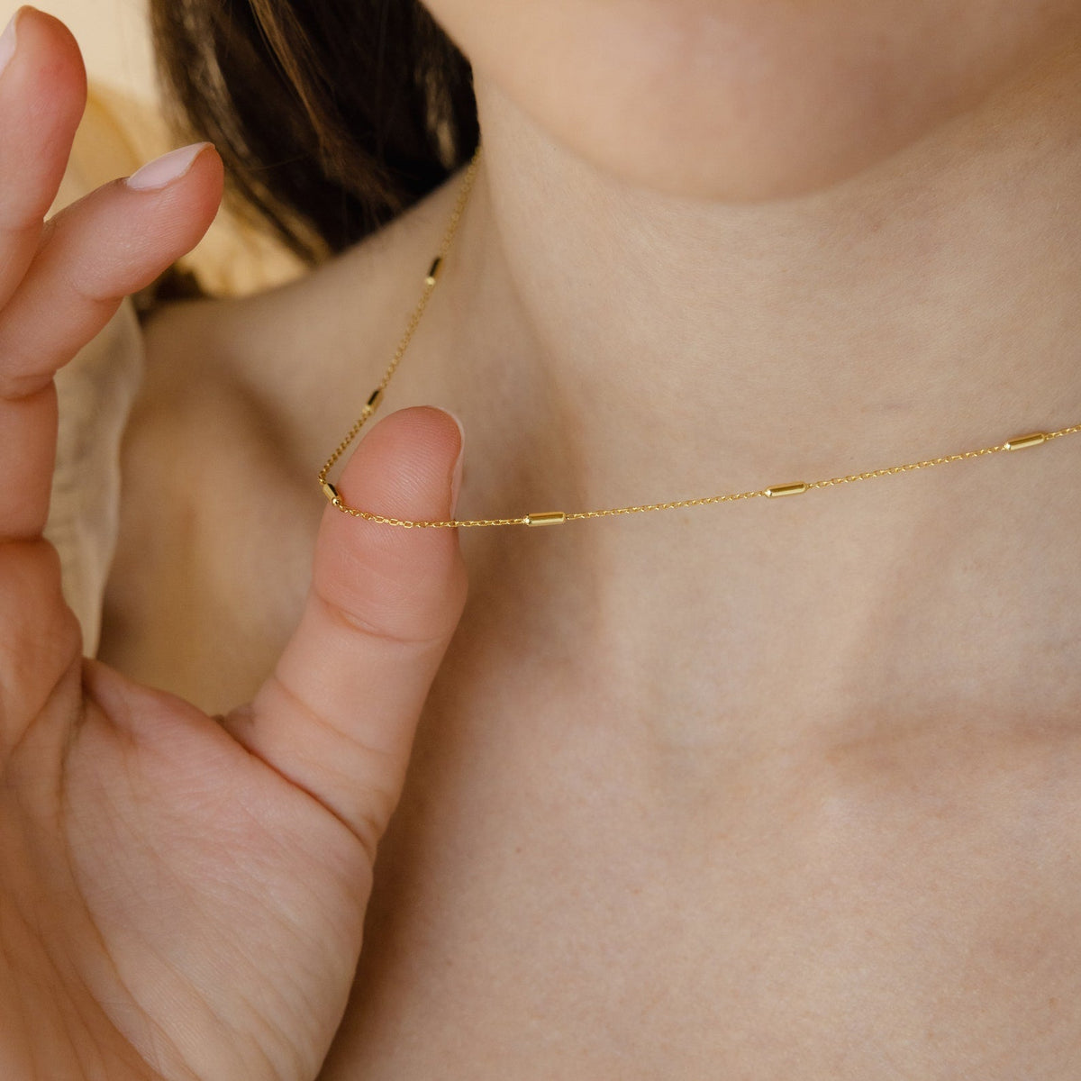 Bar station necklace