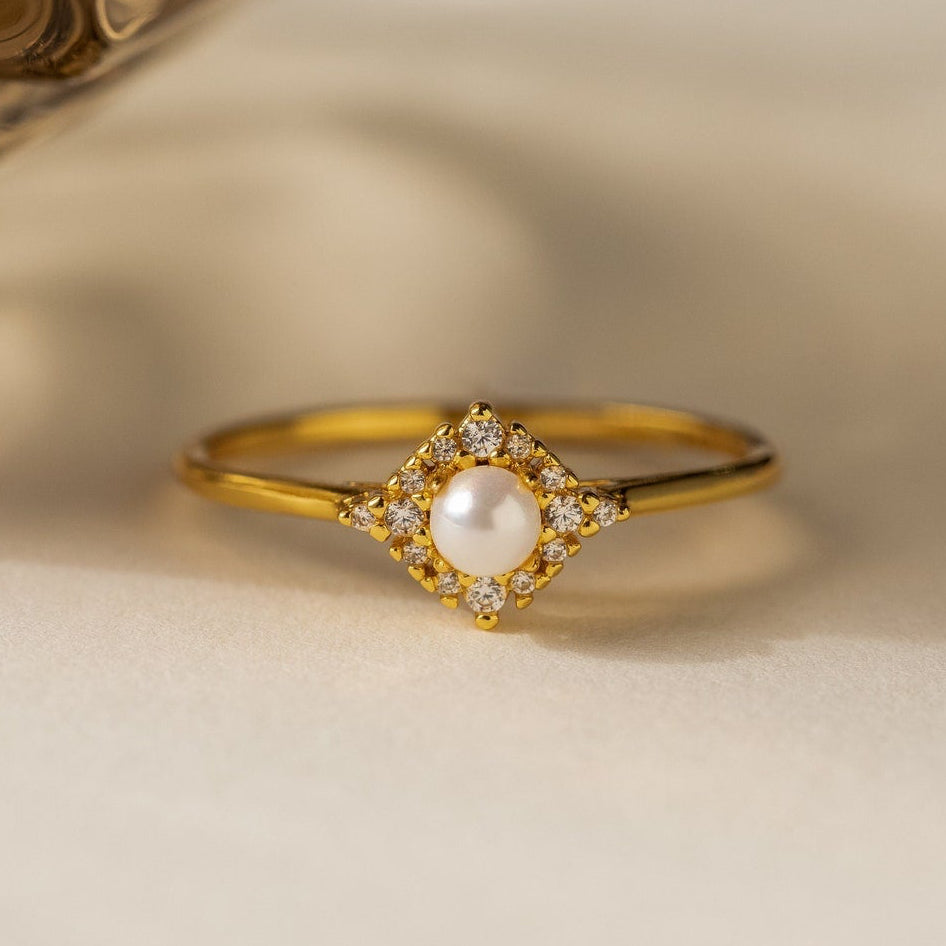 Vintage pave pearl ring