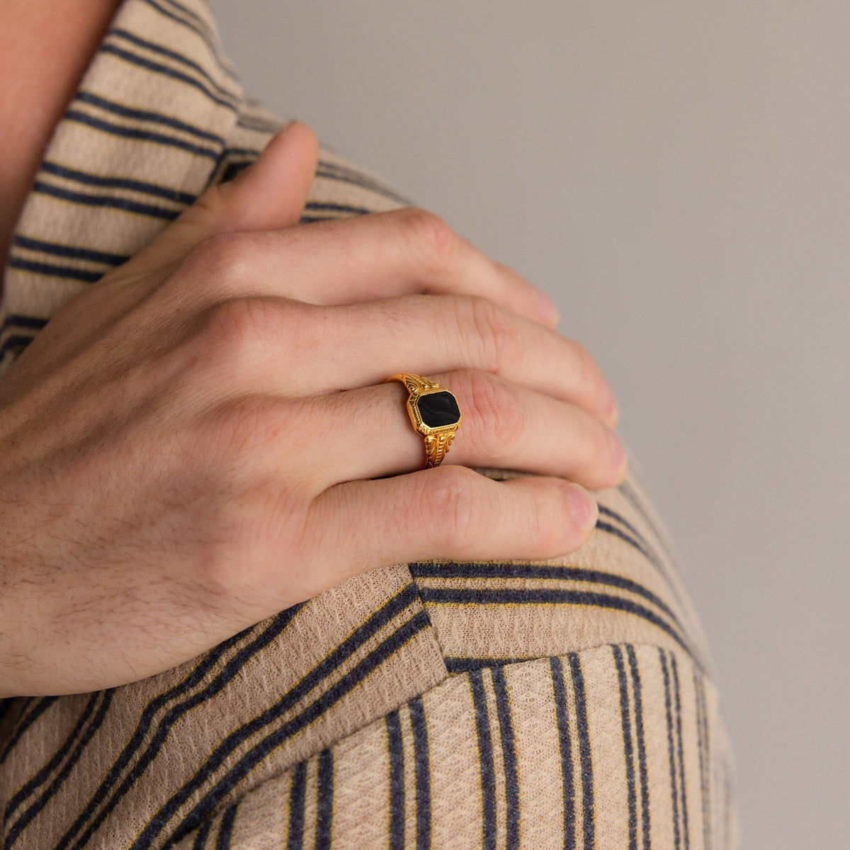 Vintage black signet ring