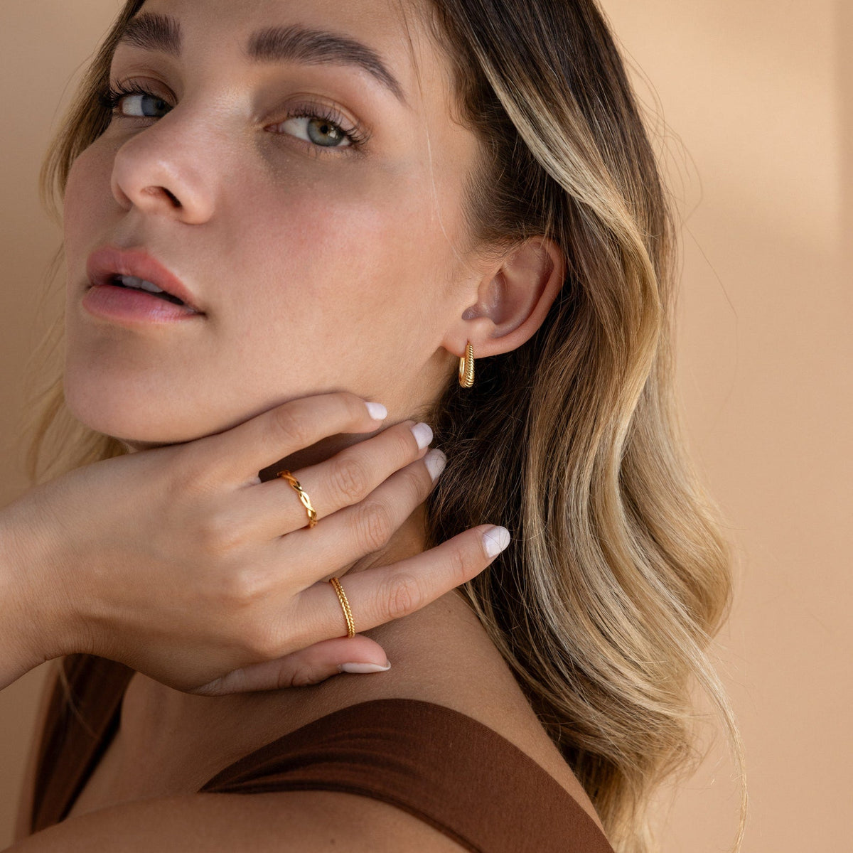 Bold ribbed hoops