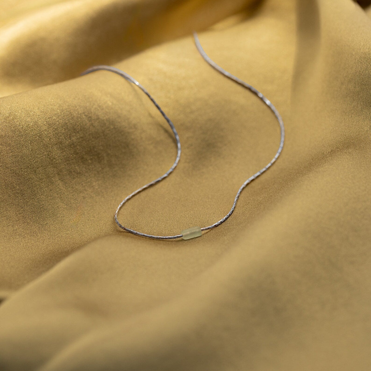 Dainty aventurine bar necklace