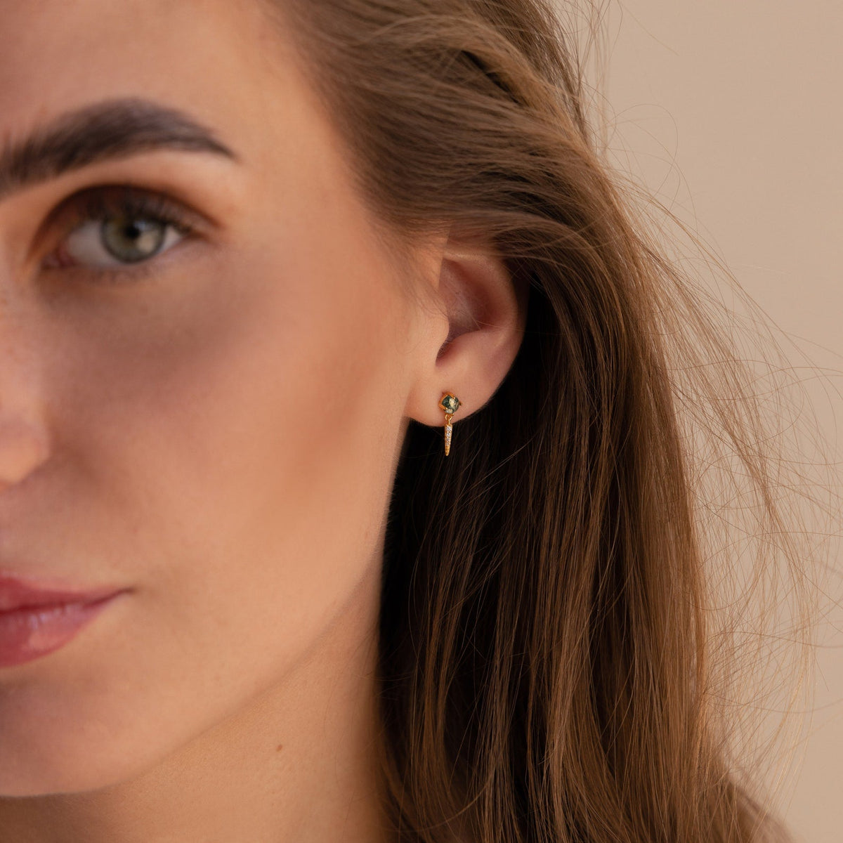 Agate diamond drop earrings