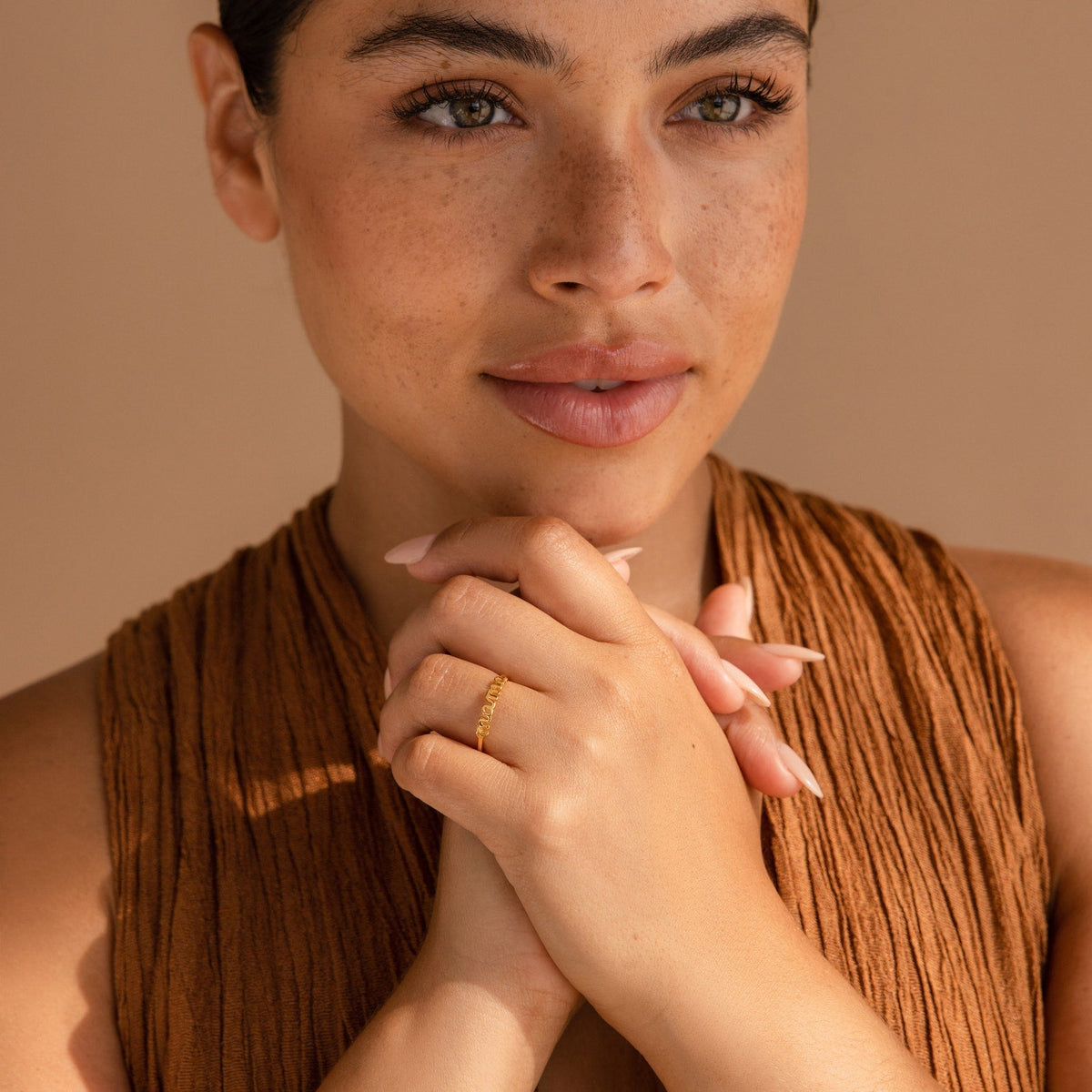 Dainty mama ring