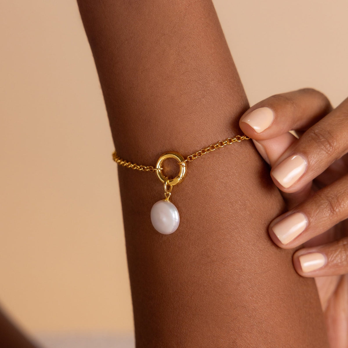 Rolo circle charm bracelet