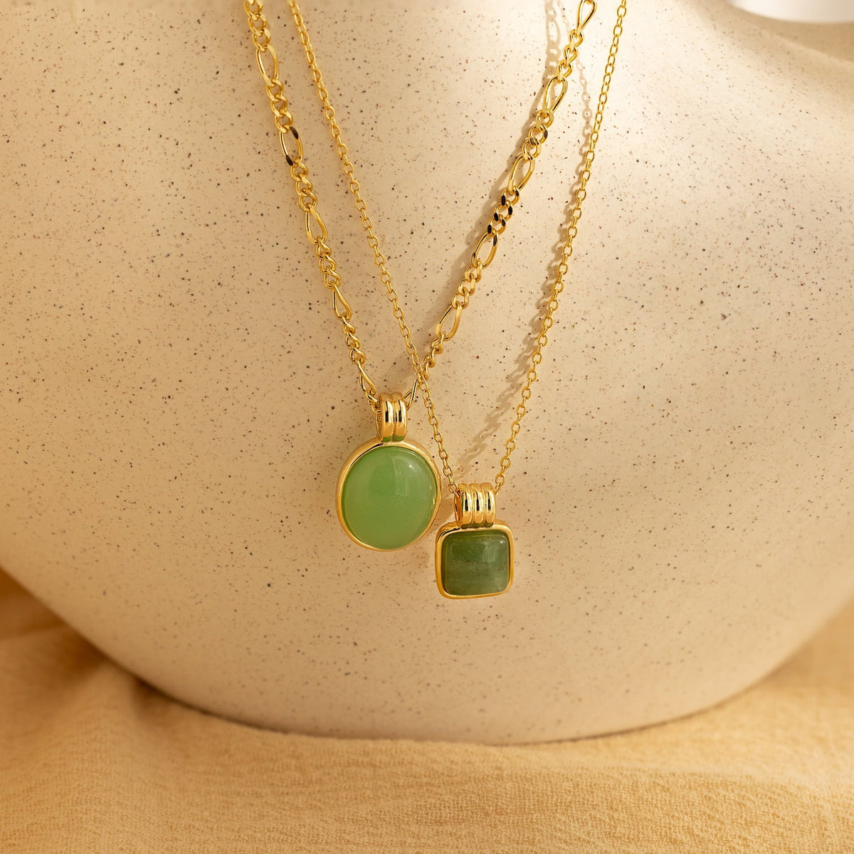 Jade oval pendant necklace