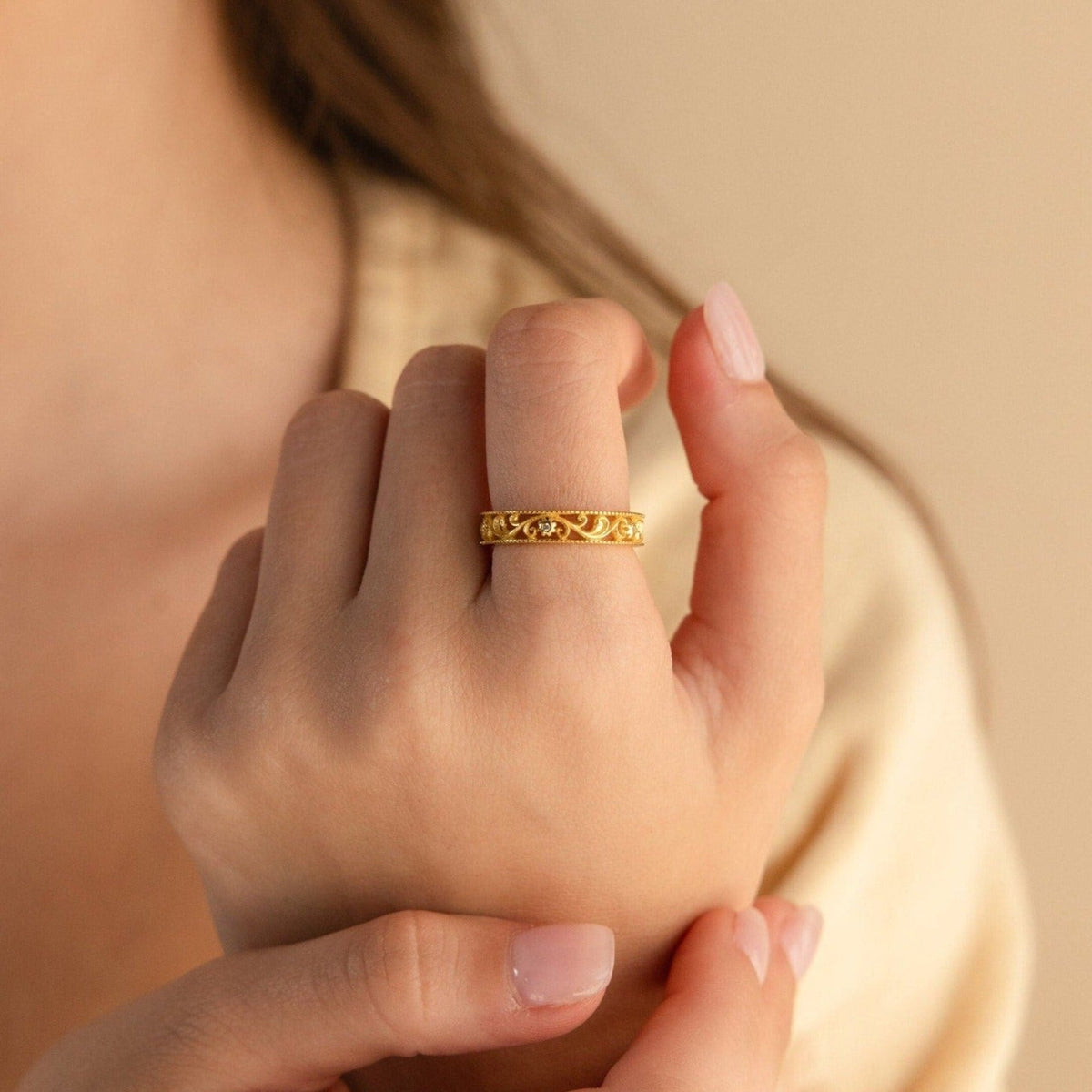 Filigree flower ring