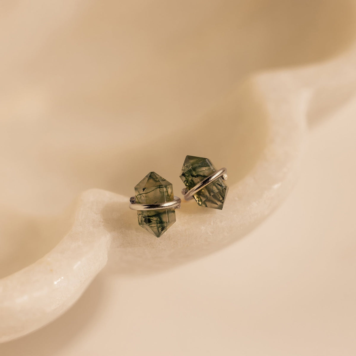 Herkimer agate studs