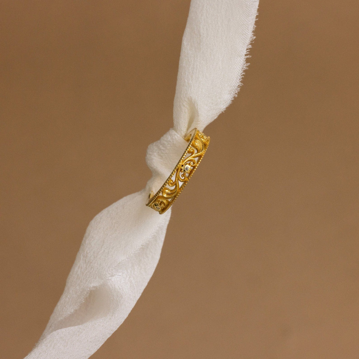 Filigree flower ring