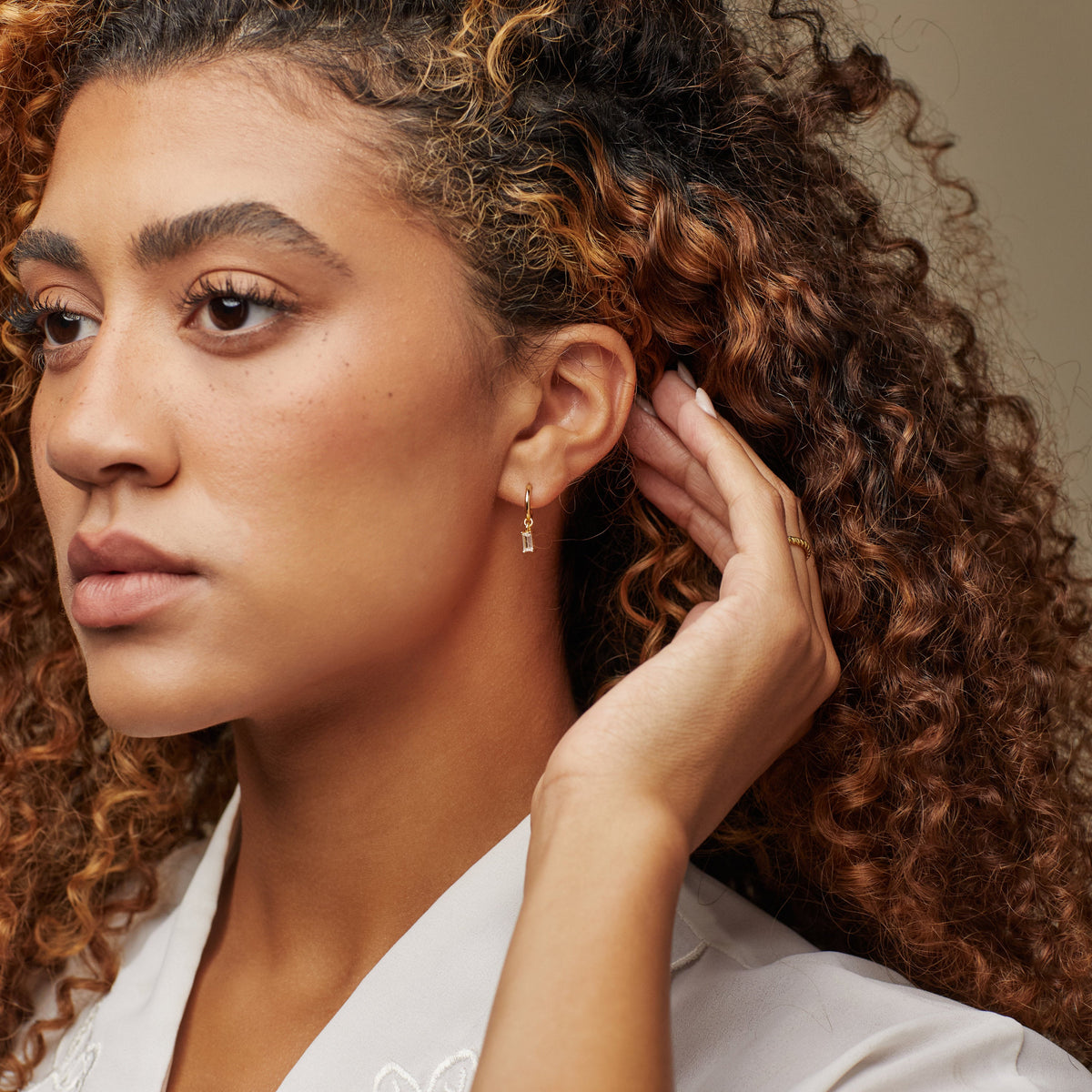 Lys baguette hoops