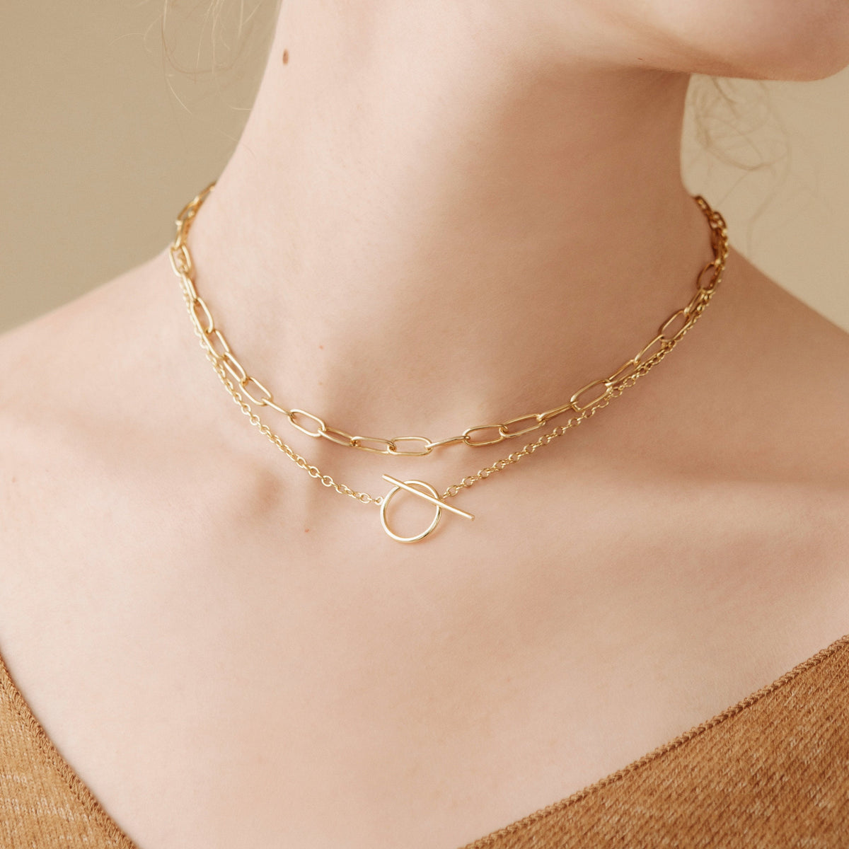 Skyy toggle necklace