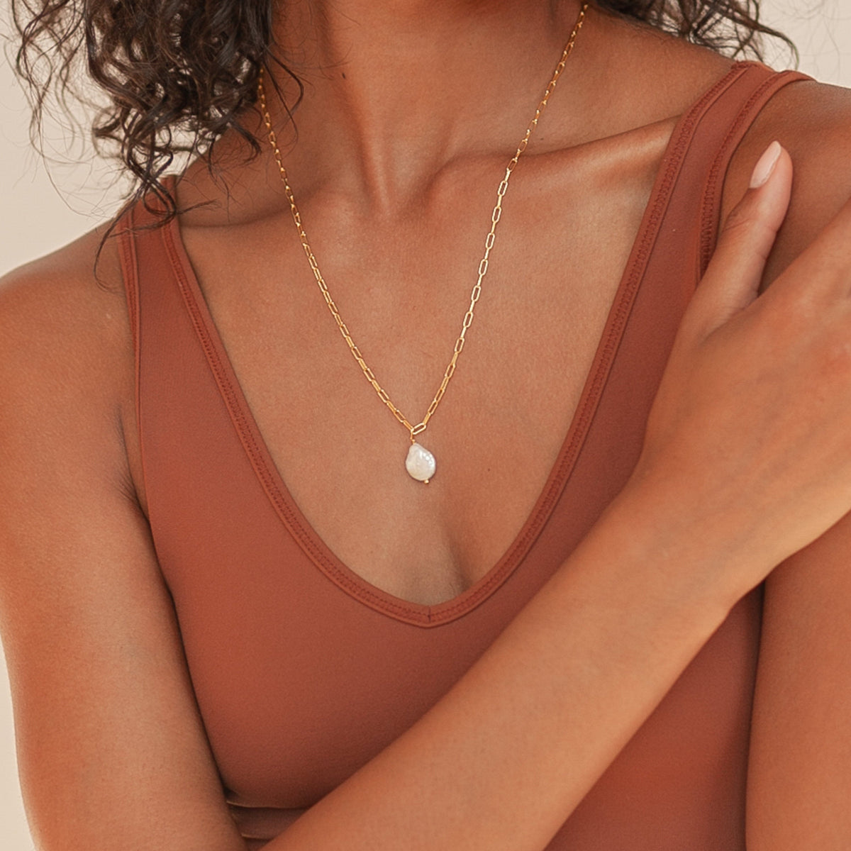 Baroque pearl necklace