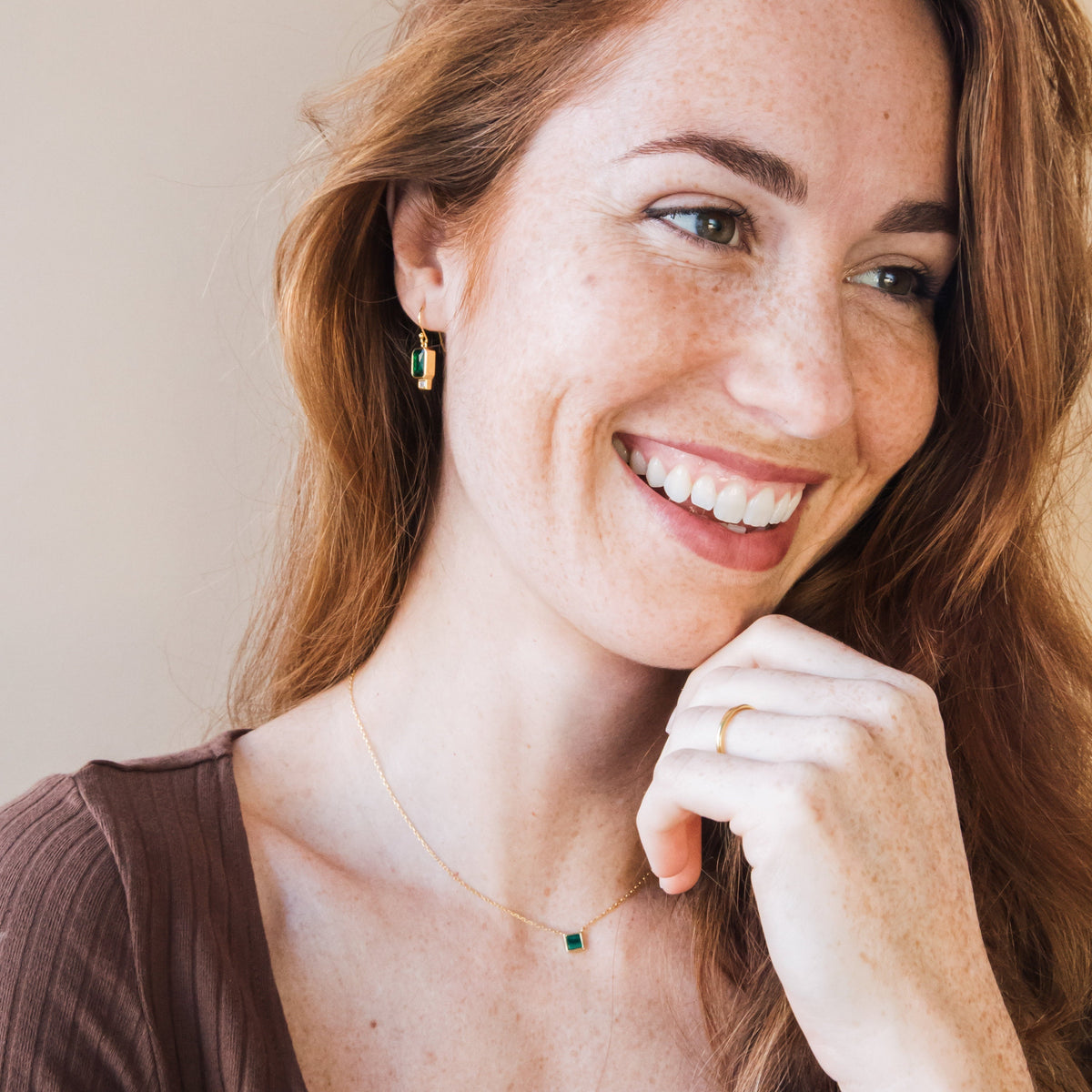 Emerald drop earrings