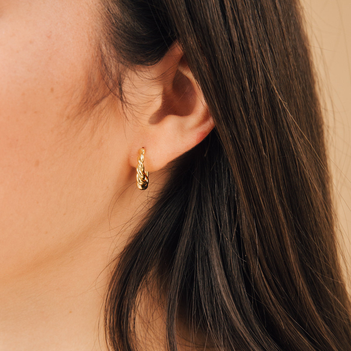 Naomi twisted hoops 2