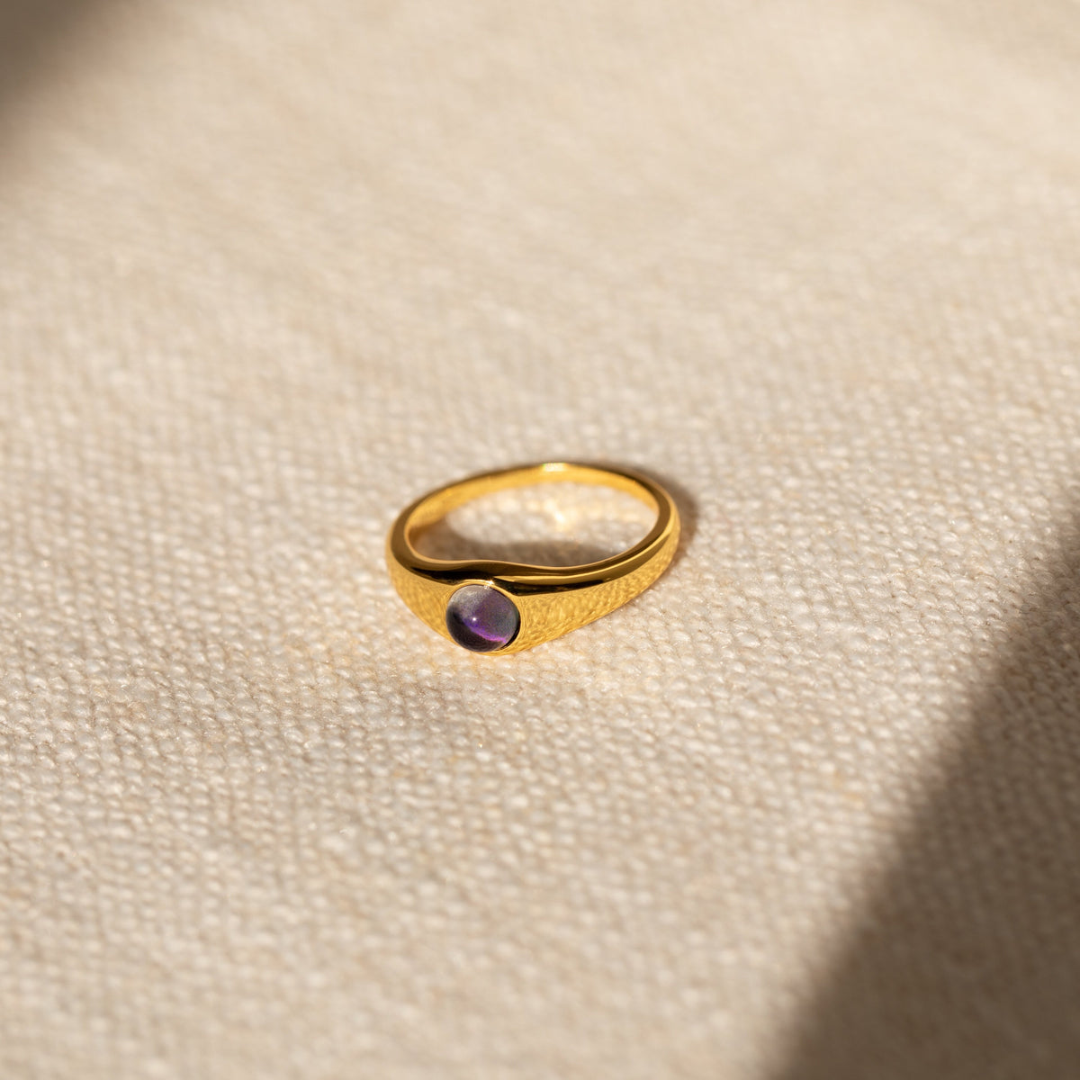 Mini mood ring