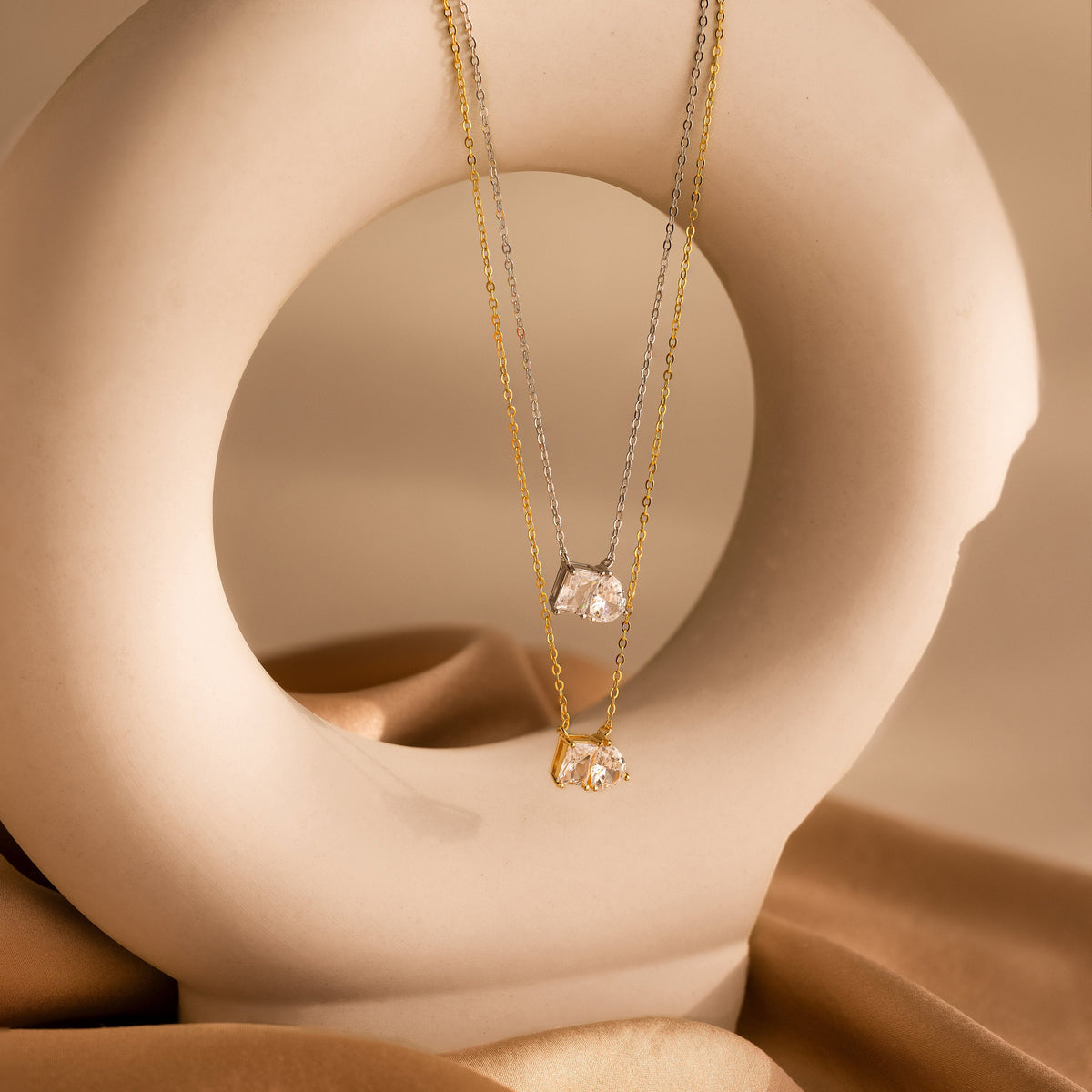 Toi et moi diamond necklace