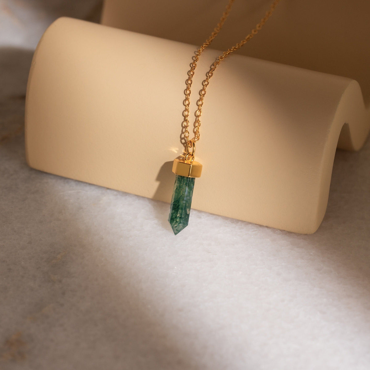 Agate quartz necklace