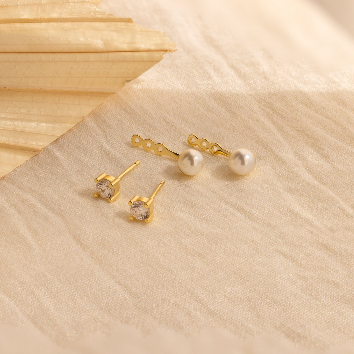 Diamond pearl ear jackets